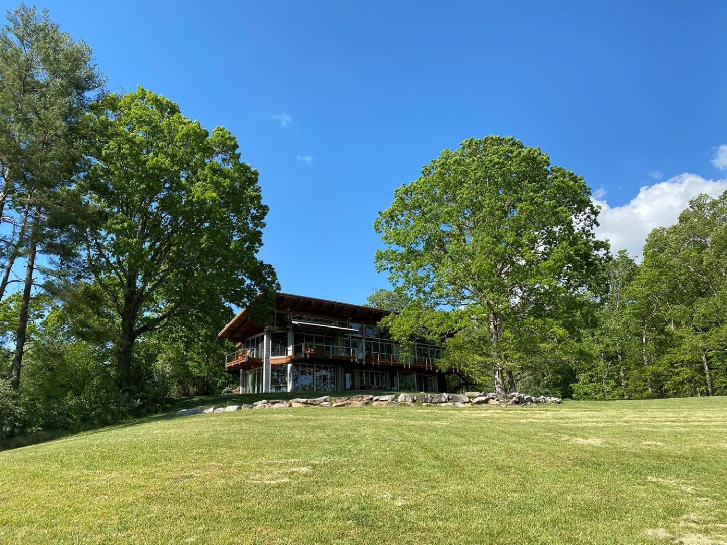 Innisfree Farm Hendersonville Exterior photo